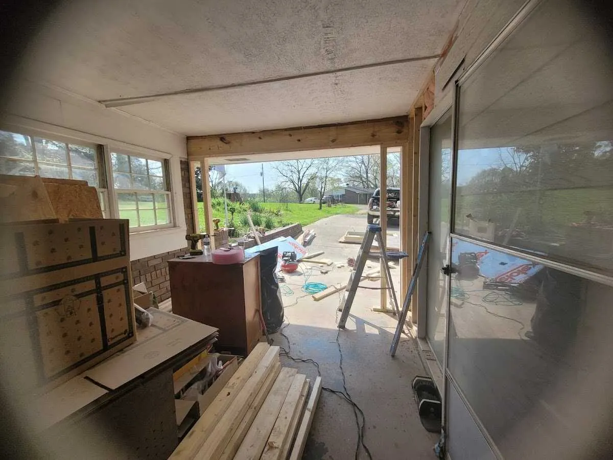 Air movers and dehumidifier for Water Mitigation Services in Bethesda